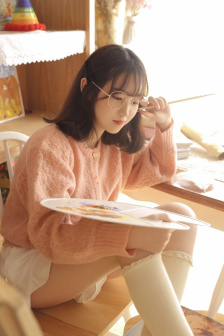 成熟中老年女性高级感照片